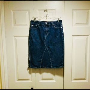 Tommy Hilfiger denim pencil skirt.  Size 8